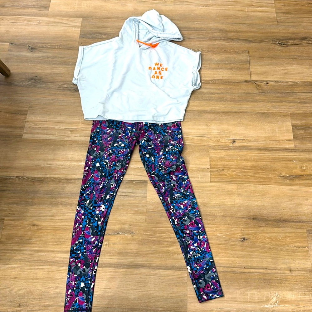 Zumba Fitness Leggings and Top set of 2